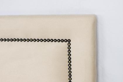 Imagem de Cabeceira Casal Reta Luxo 140x60 Suede Off White - Tachas Fumê