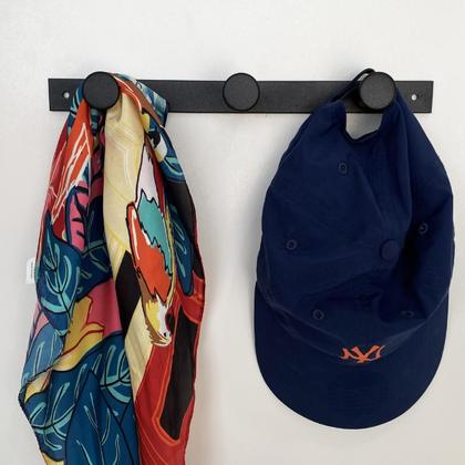 Imagem de Cabideiro de Parede 3 Ganchos Multiusos para Roupas Bolsas e Acessórios Duler Preto