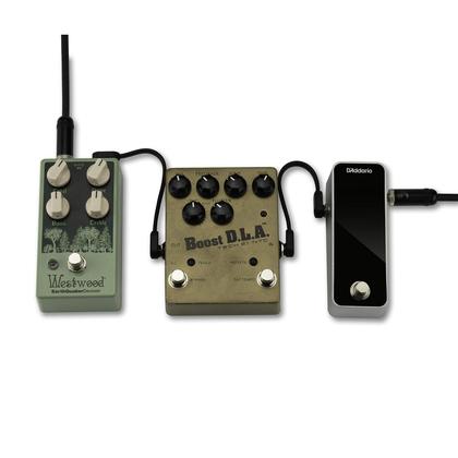 Imagem de Cabo de guitarra D'Addario Flat Patch de 4 cm com ângulo reto deslocado