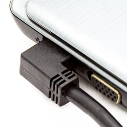 Imagem de Cabo de Rede Cat7 Plug 90 Graus para Lateral - 5 Metros