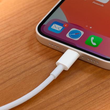 Imagem de Cabo USB Tipo C 1m Reforçado para Carregamento Rápido Transferência de Dados Compatível com Dispositivos Tipo C Smartphone Celular Notebook