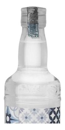 Imagem de Cachaça Branca de Salinas Saliníssima Prata 670ml