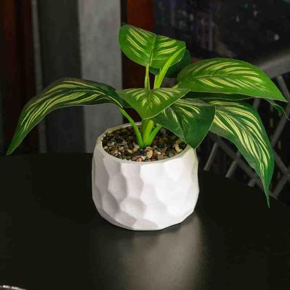 Imagem de Cachepot de Cimento com Planta Artificial Prisma Branco Wolff