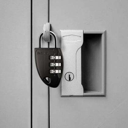 Imagem de Cadeado Com Segredo Cs23 30mm Zamac Preto Senha 3 Dígitos Papaiz