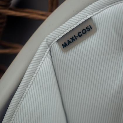 Imagem de Cadeira alta Maxi-Cosi Moa 8 em 1 para bebês e crianças pequenas verde