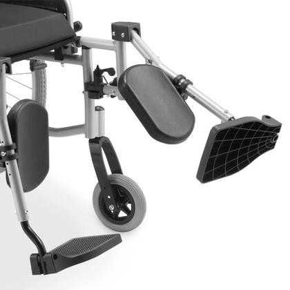 Cadeira de Rodas D700 Reclinável em Alumínio Dobrável até 130 Kg Dellamed Imagem de Cadeira de Rodas D700 Reclinável em Alumínio Dobrável até 130 Kg Dellamed