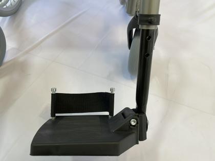 Imagem de Cadeira De Rodas Idoso Adulto Alumínio Dobrável Leve 113kg Assento Almofadado Ortopédica Regulável Resistente Confortável Independente Com Freio Trava
