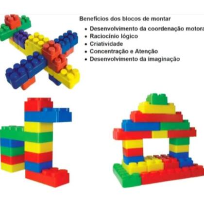Imagem de Cadeirinha Com Blocos Para Montar Mundo Mágico