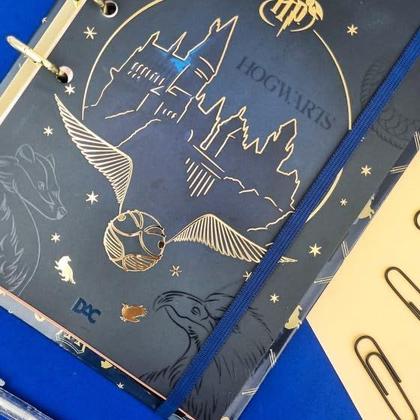 Imagem de Caderno Argolado Colegial Harry Potter 144fls DAC - Capa Dura com Elástico
