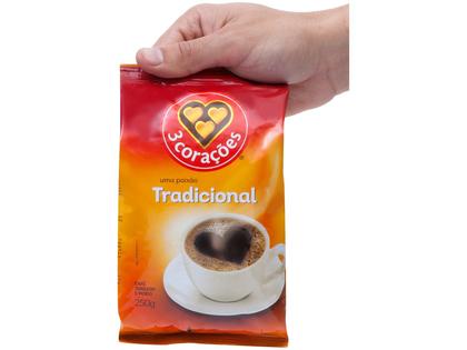 Imagem de Café Torrado e Moído 3 Corações Tradicional - Pacote 250g