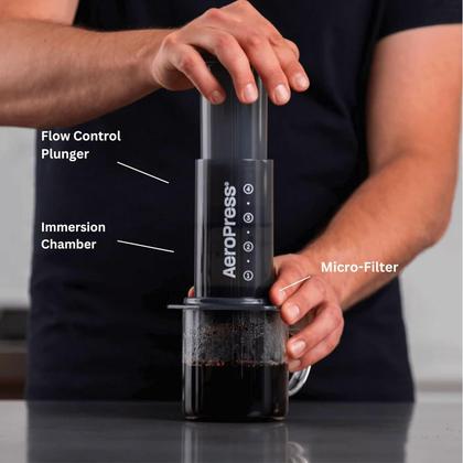 Imagem de Cafeteira AeroPress Original Barista Level com câmara