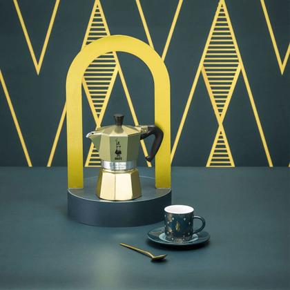 Imagem de Cafeteira Moka Bialetti Gold- 3 Xícaras - Ed. Especial