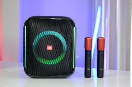 Imagem de Caixa de som jbl party box encore com 2 microfones