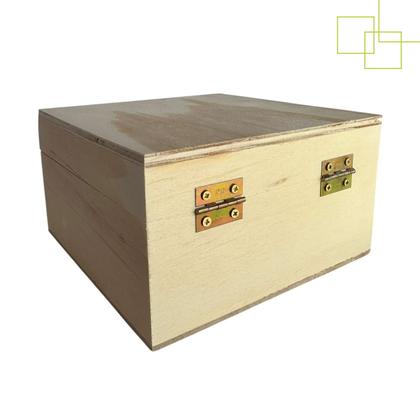 Imagem de Caixa em Pinus Natural com Fecho Box Cesta Surpresa Presente 25X25X10