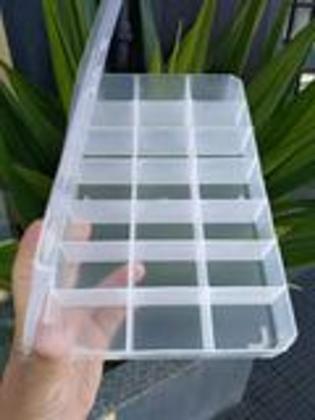 Imagem de Caixa Organizadora 21 Divisórias Plástica Transparente com Trava e Tampa Kit com 3 unidades