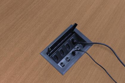 Imagem de Caixa Tomada Mesa Embutir 4 Tomadas 2 Rj45 + 1 Usb + 1 Hdmi Preta
