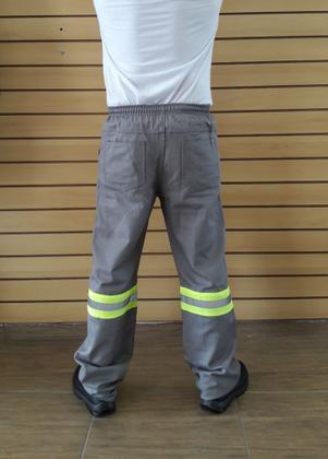Imagem de Calça de brim com faixa refletiva cinza profissional