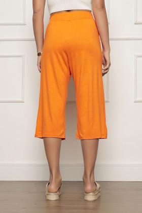 Imagem de Calça Feminina Pantacourt com Bolsos Laranja