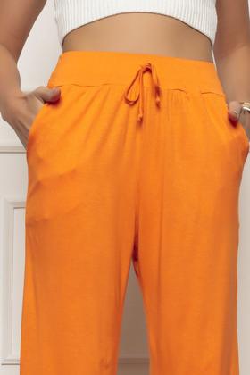 Imagem de Calça Feminina Pantacourt com Bolsos Laranja