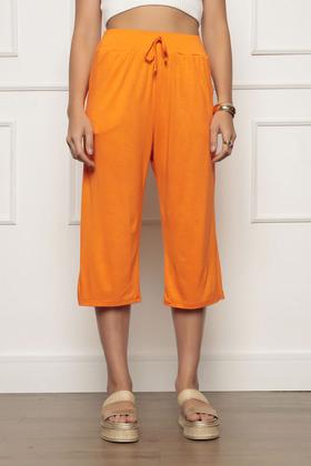 Imagem de Calça Feminina Pantacourt com Bolsos Laranja