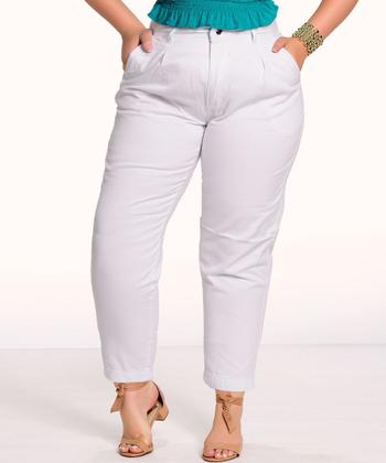 Calça Feminina Sarja Plus Size Mom - Razon Jeans Imagem de Calça Feminina Sarja Plus Size Mom