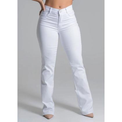 Imagem de Calça Flare Branca Feminina Sarja Sawary Cintura Alta Com Lycra Boca de Sino Boot Cut