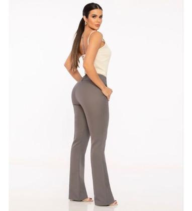 Imagem de Calça Flare De Alfaiataria Cinza Essencial