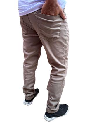 Imagem de calça jeans básica com elastano masculina com diversas cores todas em ótima qualidade moda