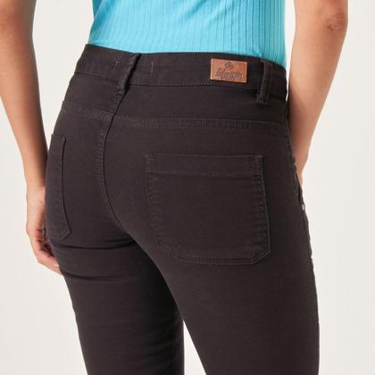 Imagem de Calça Jeans Color Skinny Bolso Utilitário com Zíperes Preta