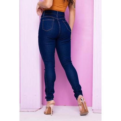 Imagem de Calça Jeans Feminina Escura Rasgada Modelo Skinny