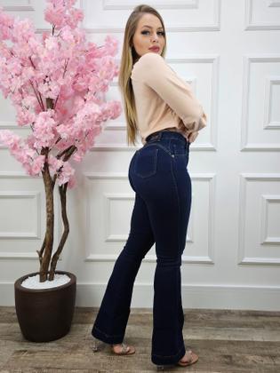 Imagem de Calça Jeans Feminina Flare Cintura Alta Cós alto Elastano Lycra Empina Bumbum
