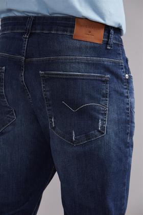 Imagem de Calça Jeans Skinny - Lavagem Média