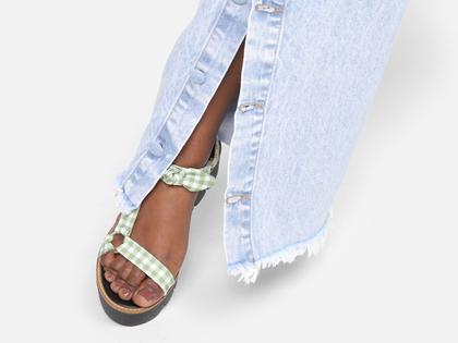 Imagem de Calça Jeans Vista Magalu Abertura Lateral Botões