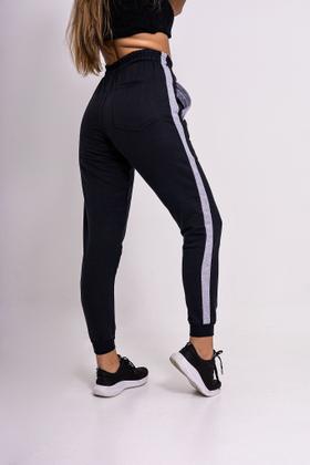 Imagem de Calça jogger feminina de moletom