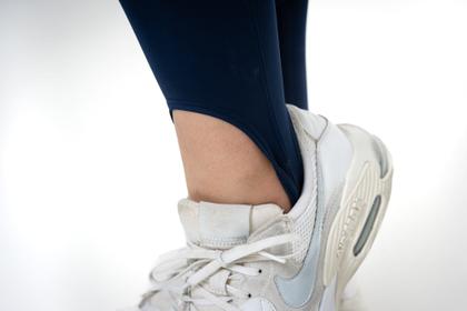 Imagem de Calça Legging com Pezinho Básica