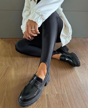 Imagem de Calça Legging Preto Barra Pezinho Cos Alto Chic Interno Forrada e Flanelada por Dentro Moda Feminina