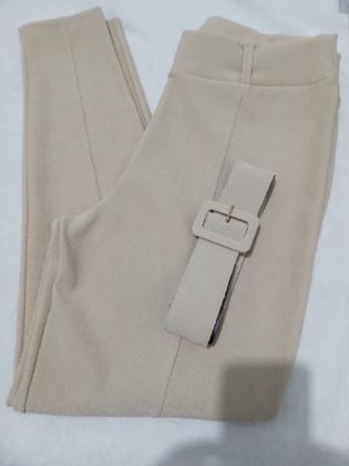 Imagem de Calça  Plus Size Feminina Skynne Cintura Alta com Cinto  Tecido Grosso Malha Pop