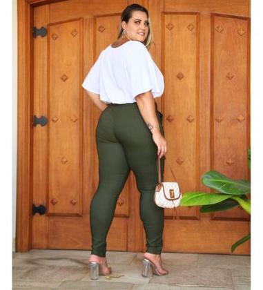 Imagem de Calça Plus Size Feminino Social Com Bolsos E Cinto 