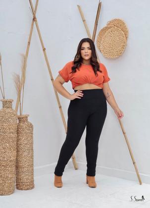 Imagem de Calça Plus Size Legging Gorgurão Canelado Com Bolsos Frontais Cós Largo