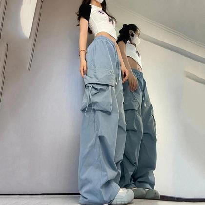 Imagem de Calças Cargo Y2K de Cintura Alta para Mulheres - Streetwear com Bolsos Grandes