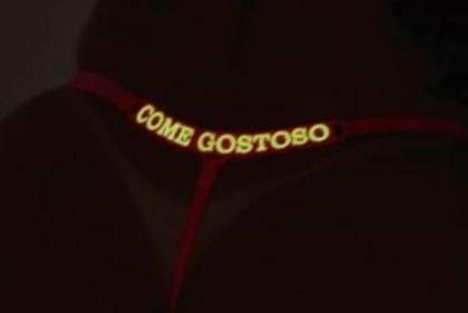 Imagem de Calcinha brilha no escuro renda fio