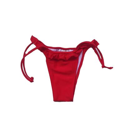 Calcinha de biquíni cortininha com babado - Corpo Dourado Moda Praia Imagem de Calcinha de biquíni cortininha com babado