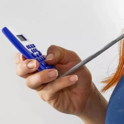 Imagem de Calculadora Colorida Portátil 8 Dígitos com Cordão Mini Calculadora Escolar De Bolso Leve Prática