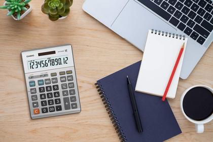 Imagem de Calculadora de mesa Casio DM-1200BM com tela extra grande
