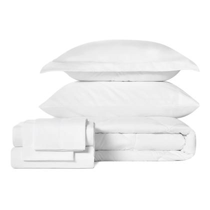 Imagem de Cama em uma bolsa CozyLux King White com edredom, lençóis de 7 peças