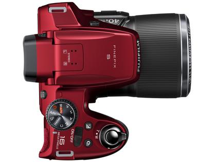 Câmera Digital Fujifilm Finepix S8200 16MP LCD 3” - Zoom Óptico