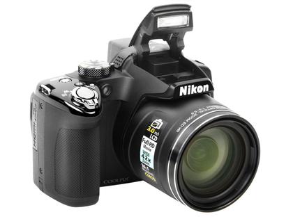 Câmera Digital Nikon Coolpix P510 16.1MP LCD 3” - Zoom Óptico 42x