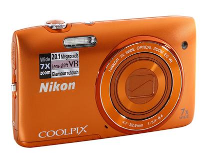 Câmera Digital Nikon Coolpix S3500 20.1MP LCD 2,7” - Zoom Óptico