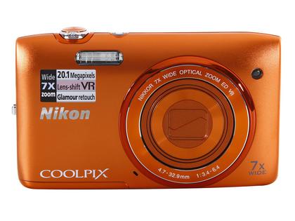 Câmera Digital Nikon Coolpix S3500 20.1MP LCD 2,7” - Zoom Óptico
