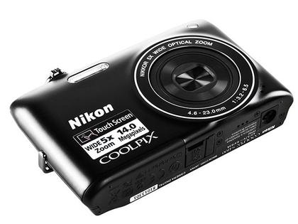 Câmera Digital Nikon Coolpix S4100 14MP LCD 3 - Zoom Óptico 5x